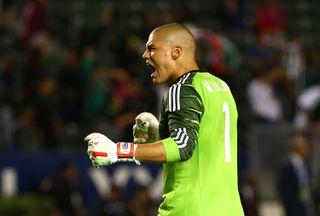 Manuel Lajud in action for Mexico's Under-23 team against Costa Rica in October 2015.