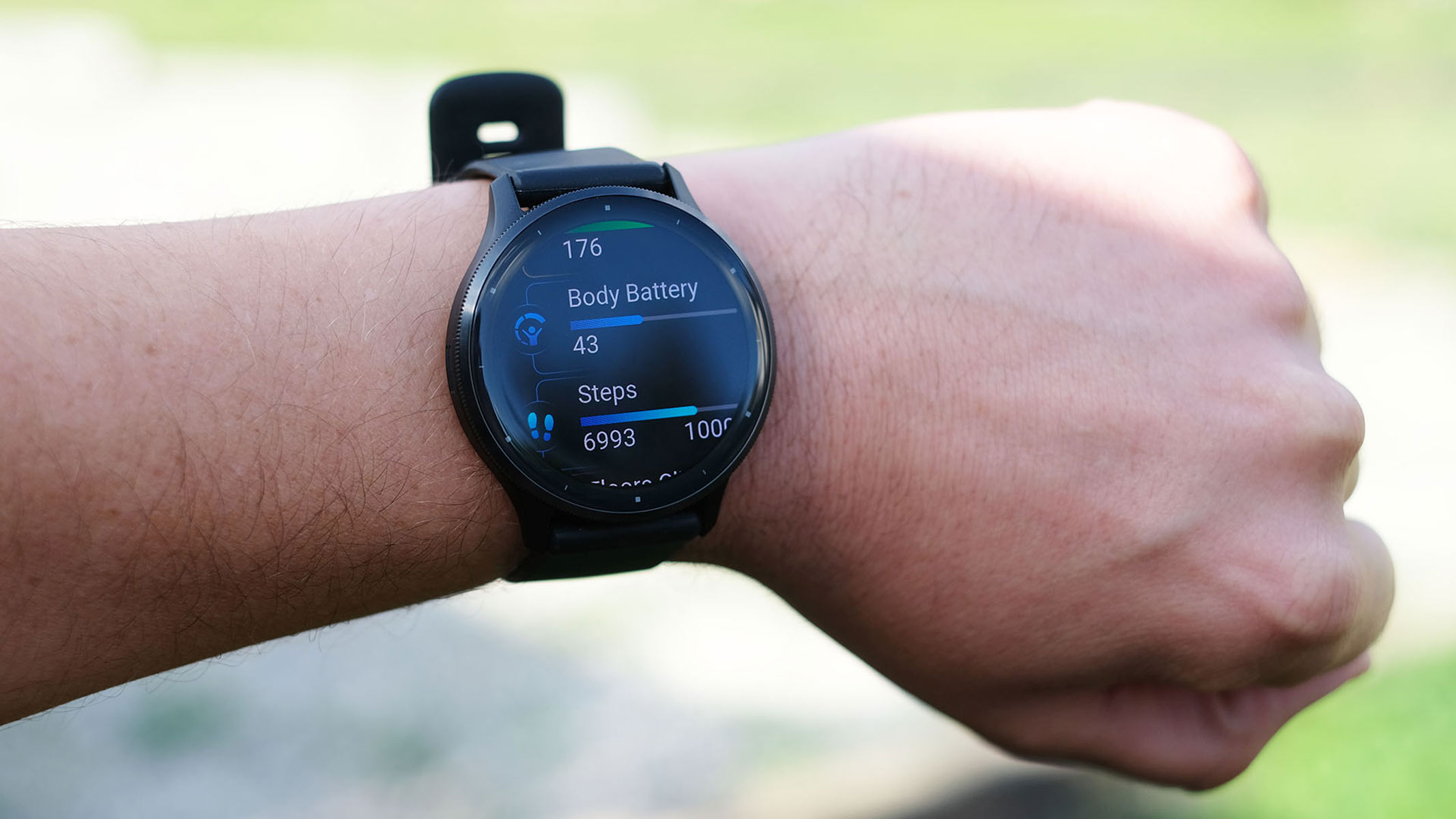 Garmin Venu 3, pemandangan dari samping