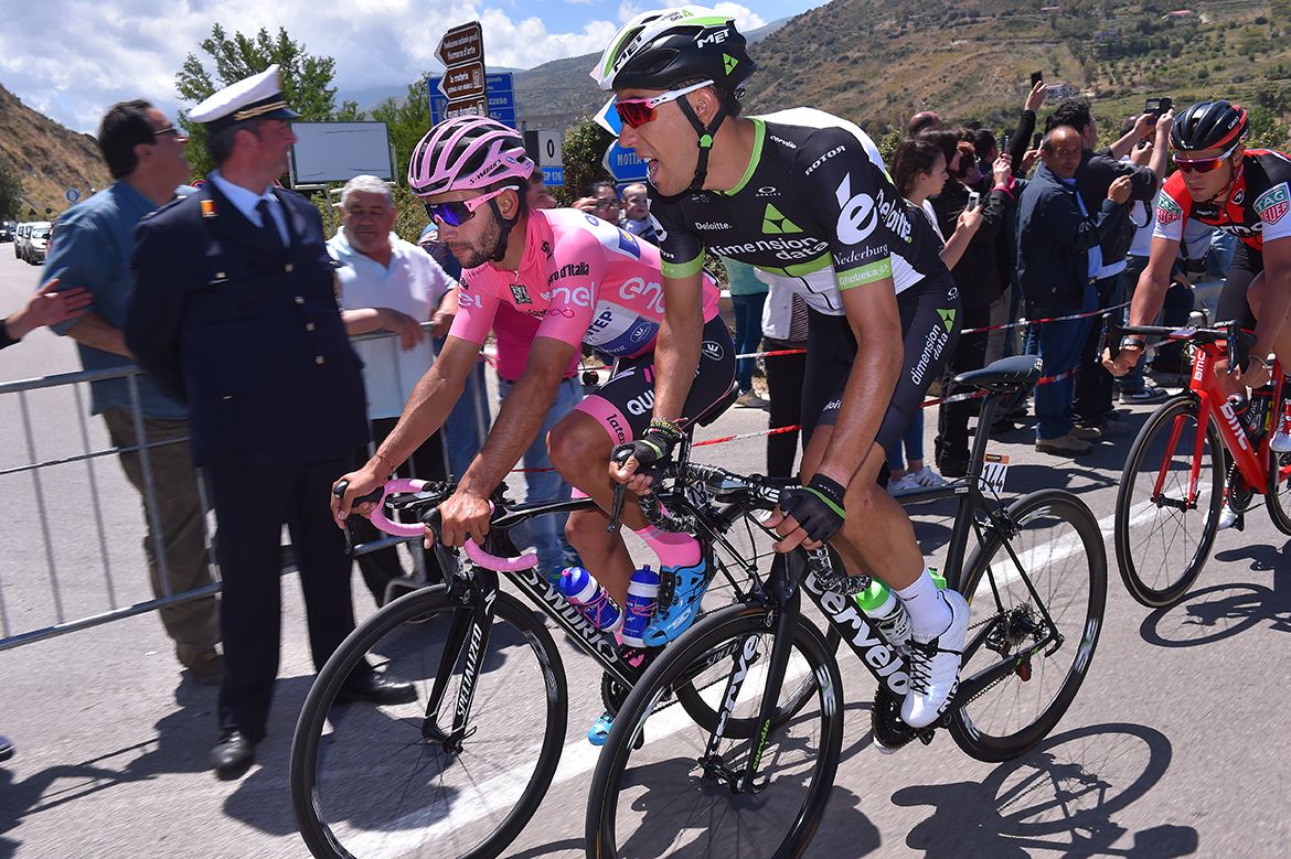 Fernando Gaviria and Omar Fraile at the Giro d'Italia