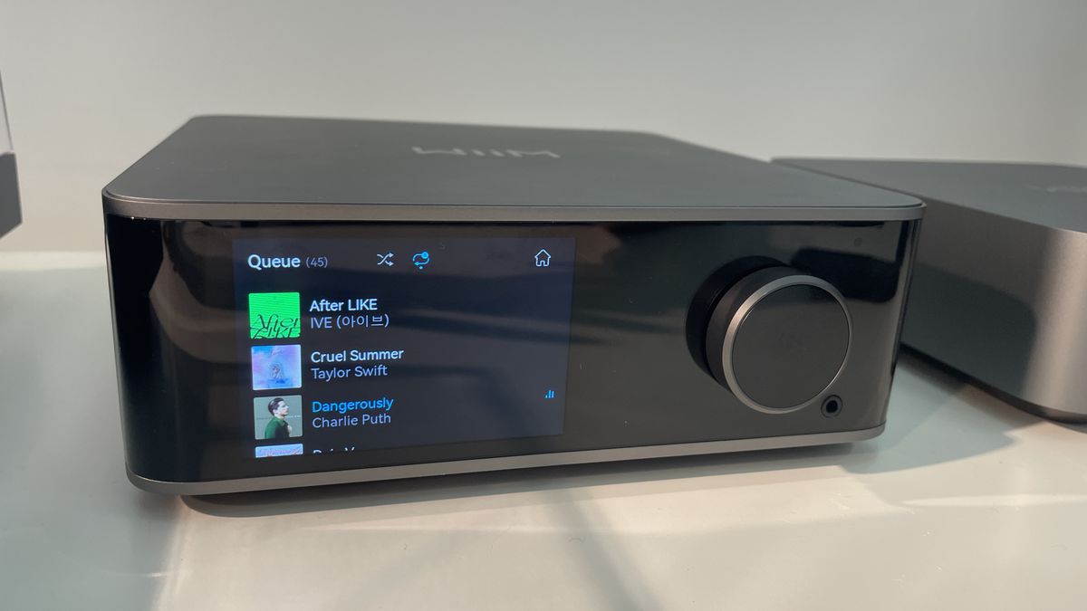 WiiM Ultra music streamer