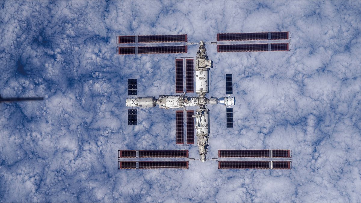 La Cina pubblica le prime foto della stazione spaziale Tiangong completa (foto)