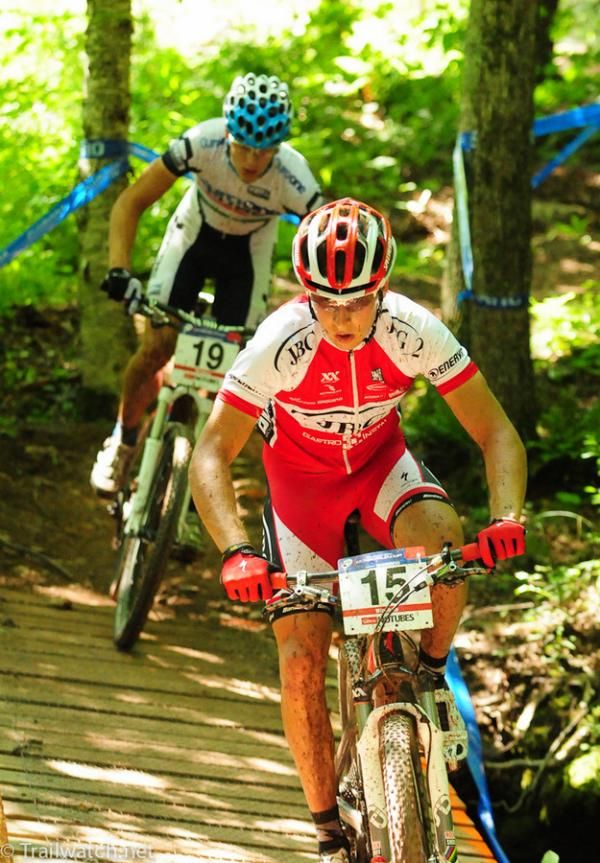 Ouitr Berzozka (JBG-2 Pro Team) riding the bridges