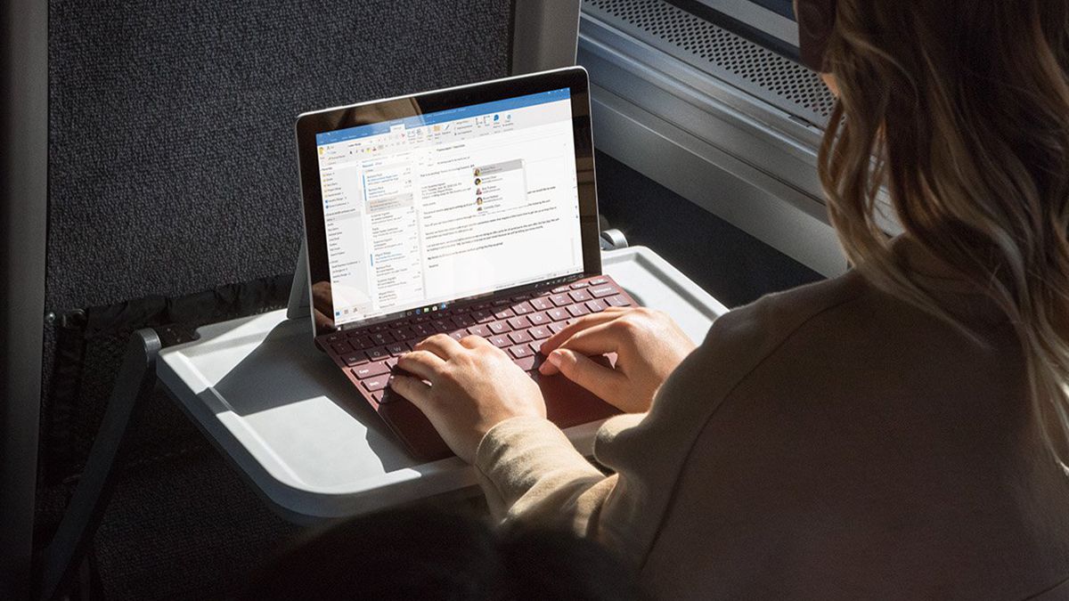 Microsoft Surface Go deals Currys back to school