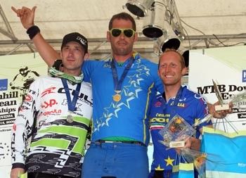 Master Men 35-39 podium at the European Downhill Championships