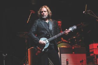 Rich Robinson performs onstage with his Muswell Breaker combo in September 2023