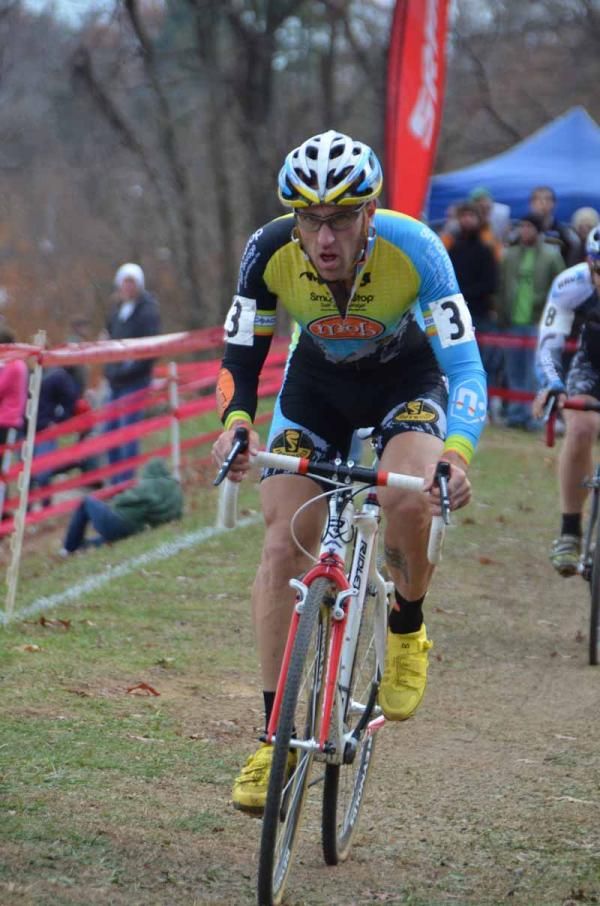 Adam Myerson (Smartstop/Mock Orange) chases the leaders