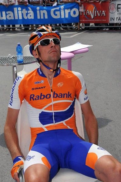 Denis Menchov is a picture of concentration prior to his time trial.