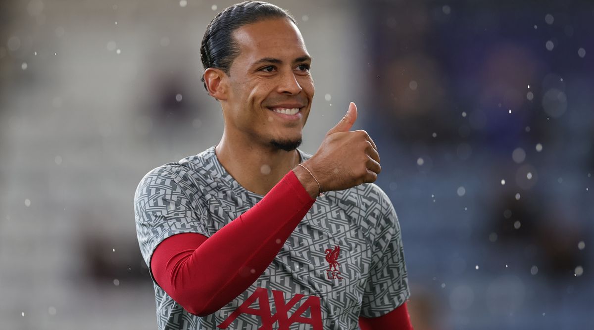 Virgil van Dijk gives a thumbs-up during the warm-up prior to the Premier League match between Leicester City and Liverpool at the King Power Stadium on May 15, 2023 in Leicester, England.