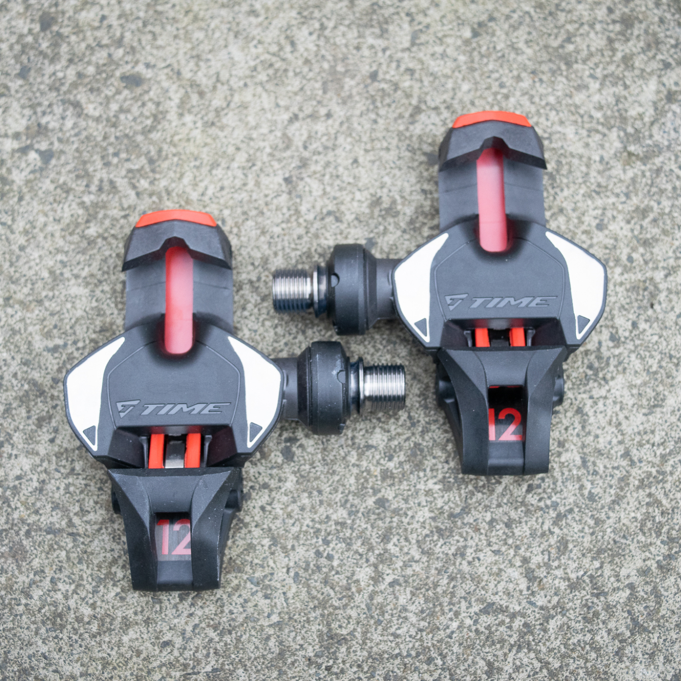 Pair of Time XPRO12 clipless pedals on the ground 