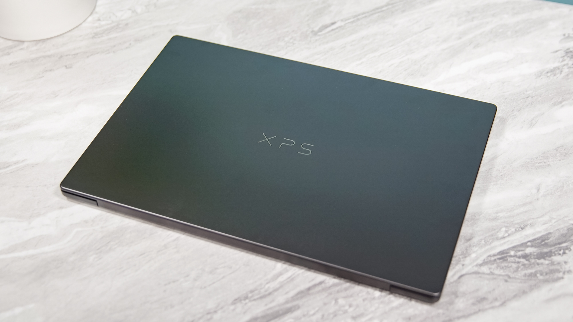 Dell XPS 14 (2026) on a desk.