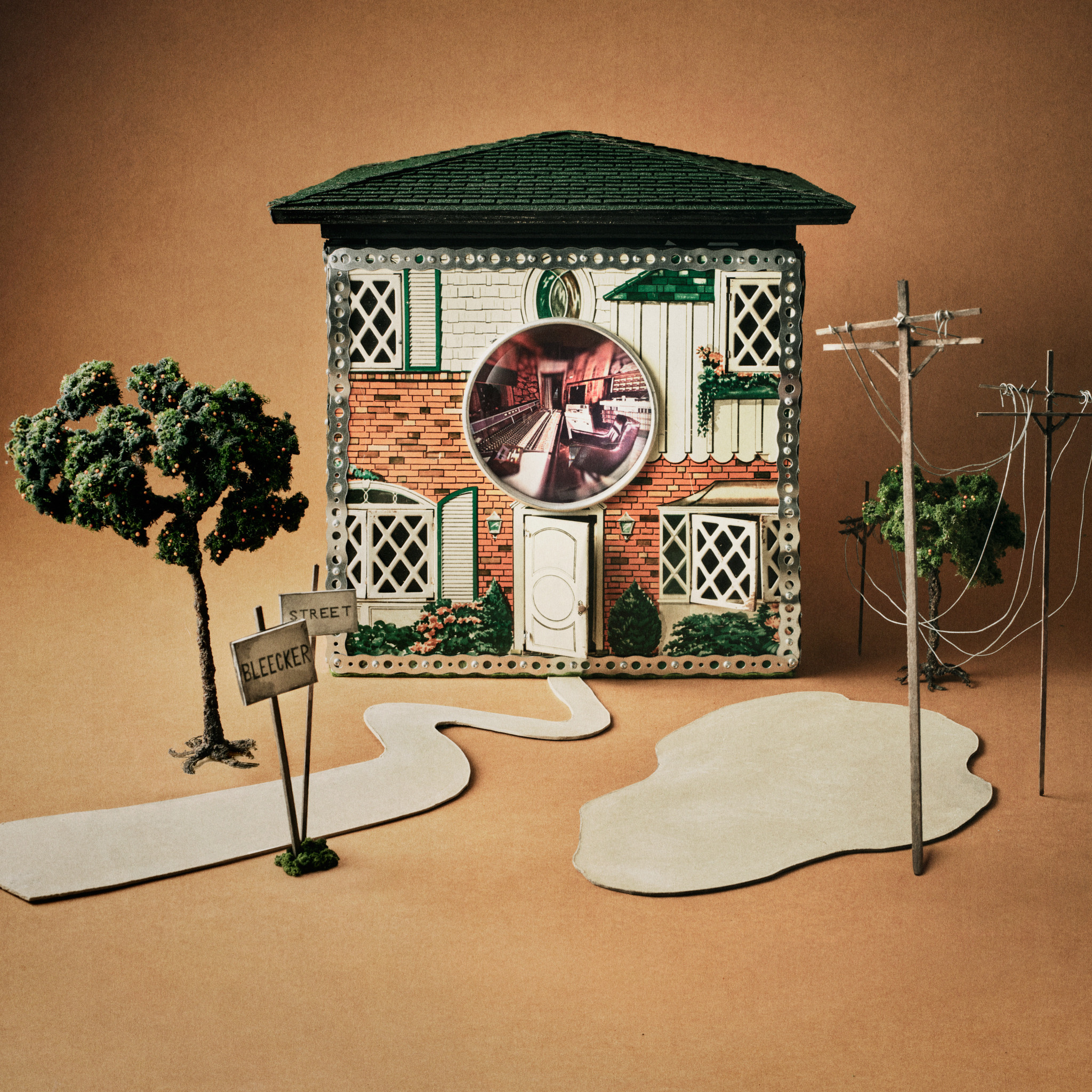 Dolls house by Bentgablenits x Teenage Engineering