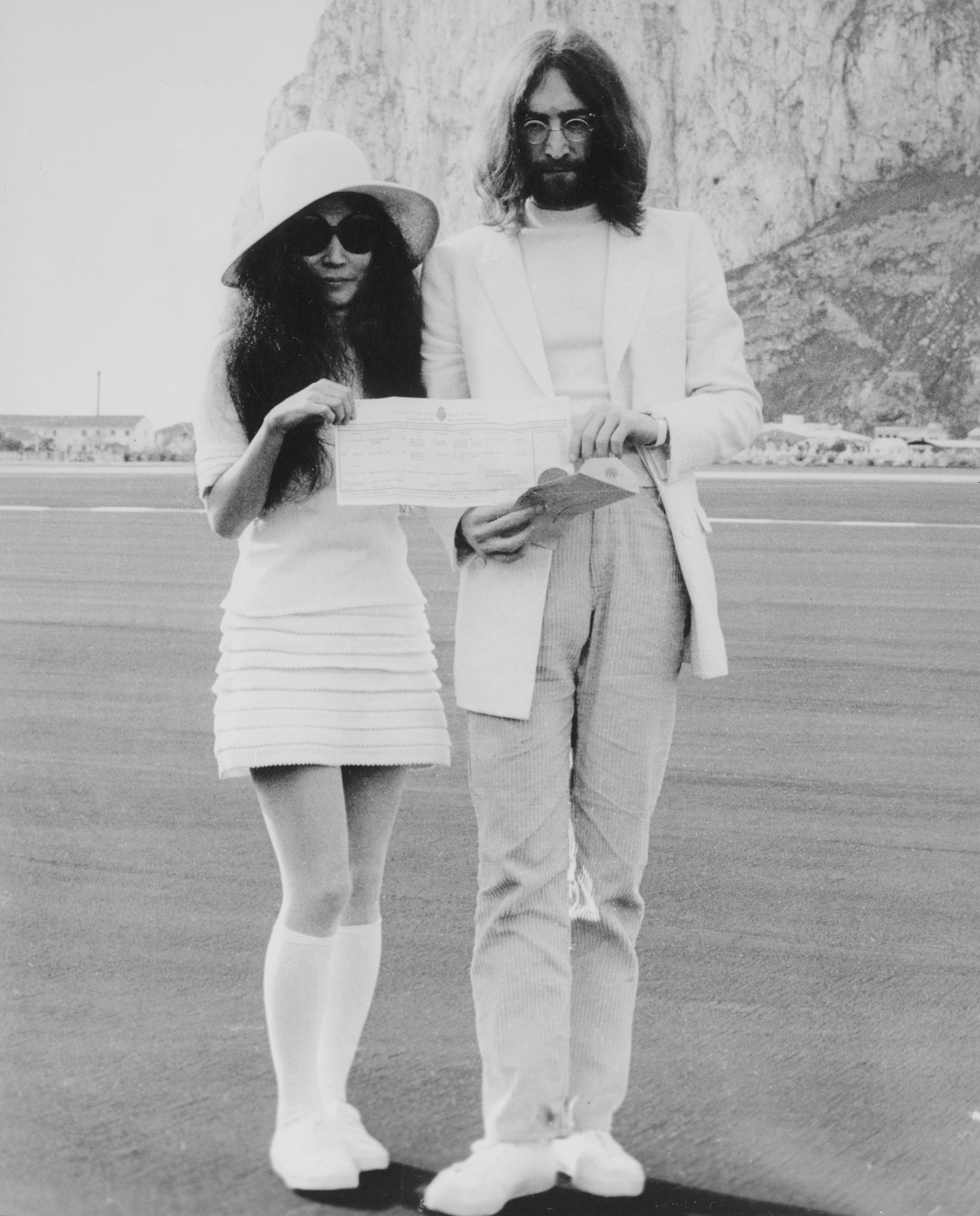 An image of Yoko Ono at her wedding to John Lennon in 1969.
