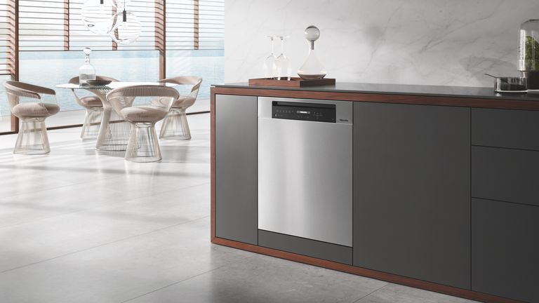 super slimline dishwasher 40cm