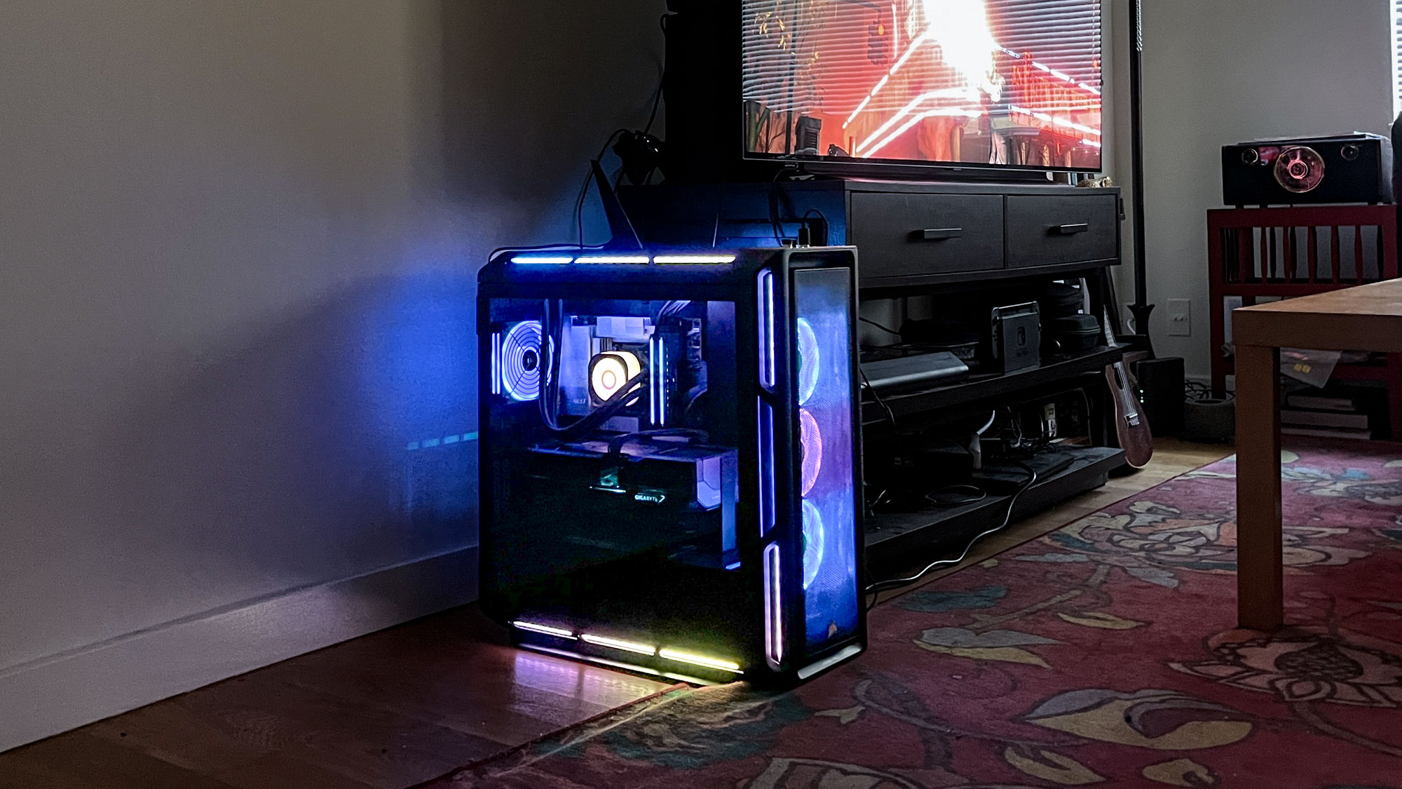 Corsair Vengeance i8300 (2025) review unit