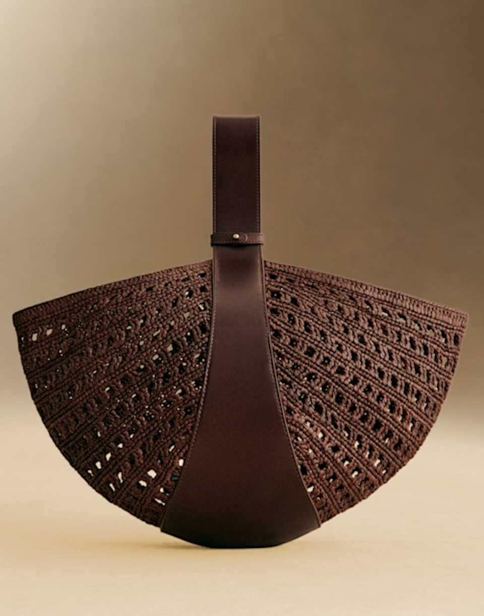 S&amp;eacute;zane, Cleo Basket