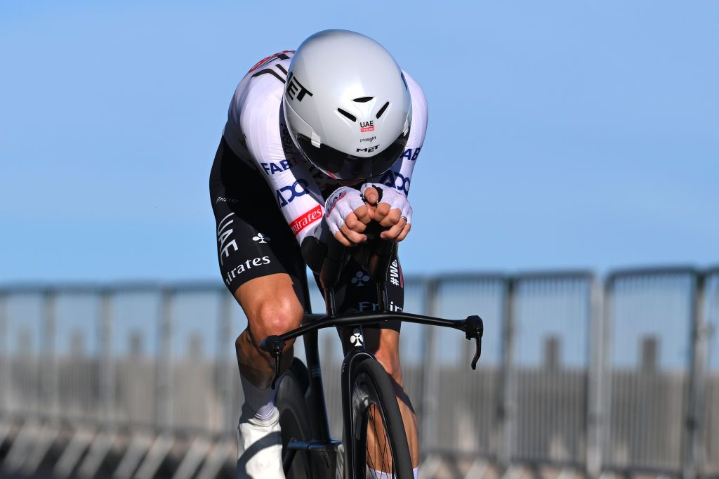 OEIRAS PORTUGAL AUGUST 17 Adam Yates of The United Kingdom and UAE Team Emirates sprints during the 79th La Vuelta Ciclista a Espana 2024 Stage 1 a 12km individual time trial stage from Lisbon to Oeiras UCIWT on August 17 2024 in Oeiras Portugal Photo by Tim de WaeleGetty Images