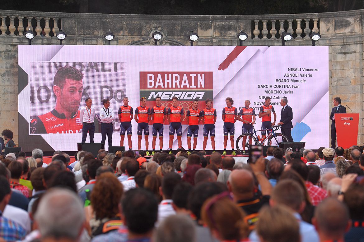 Vincenzo Nibali's Bahrain-Merida team takes to the stage