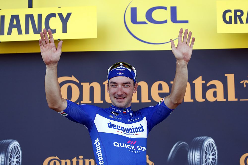 Elia Viviani (Deceuninck-QuickStep) wins stage 4 at the Tour de France