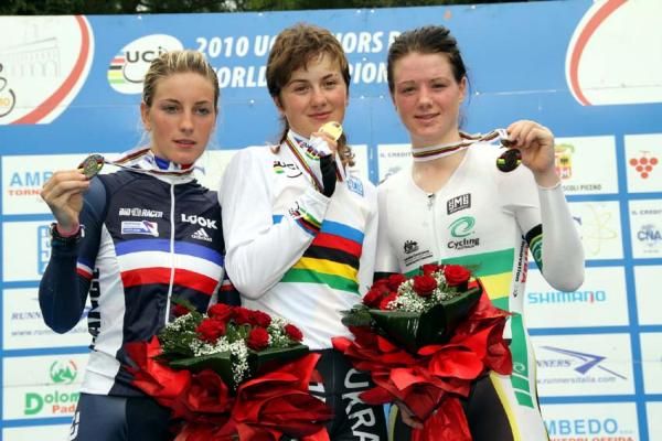 The junior women's time trial podium: Pauline Ferrand-Prevot (France) silver, Canna Solovey (Ukraine) gold and Amy Cure (Australia) bronze