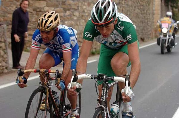 Andrey Kashechkin (Credit Agricole) joins Paolo Bettini