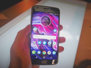 Best Smartphone: Moto X4
