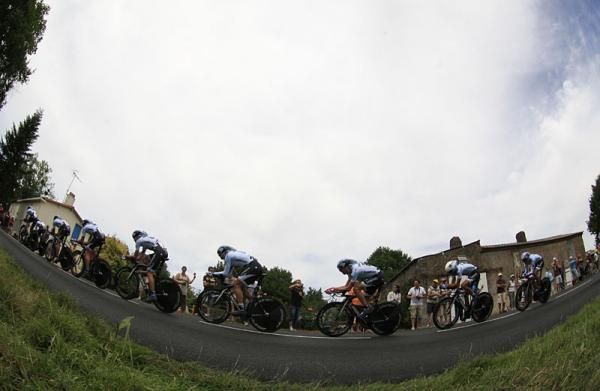 Saxo Bank riders are al lined up for the time trial