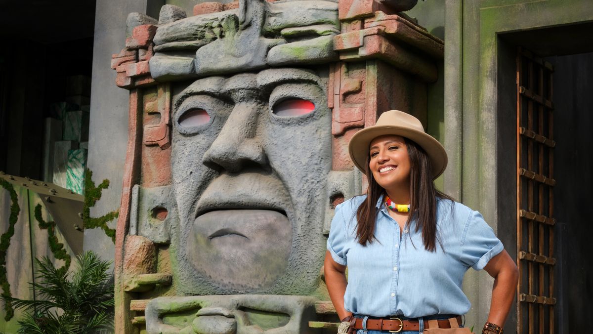 Cristela Alonzo hosts The CW&#039;s &#039;Legends of the Hidden Temple&#039;