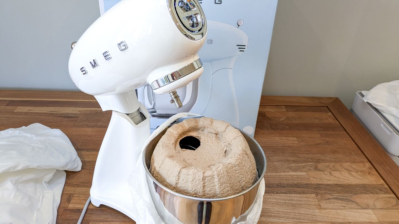 Smeg SMF05 stand mixer