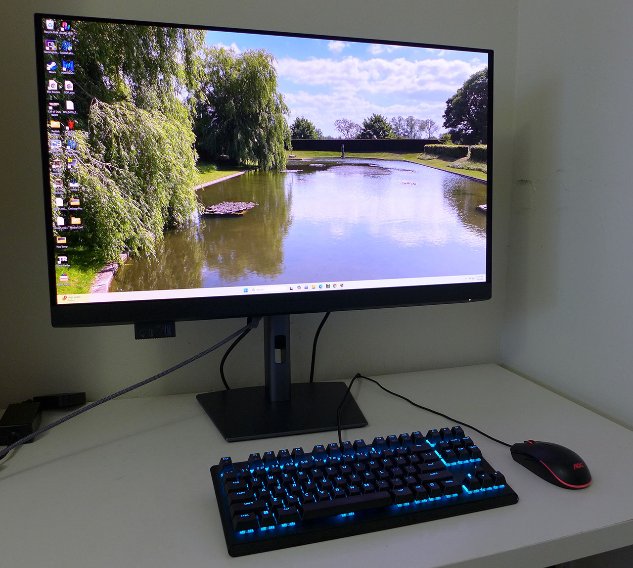 Dell U3226Q