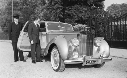 Buffet with a Rolls Royce