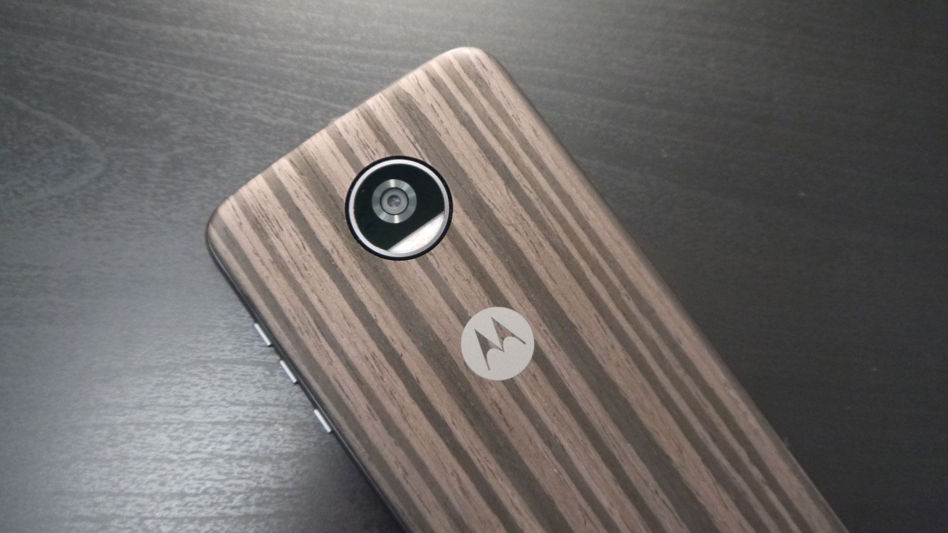 Moto Z3 Play design, specs and bundle details unearthed by leak TechRadar