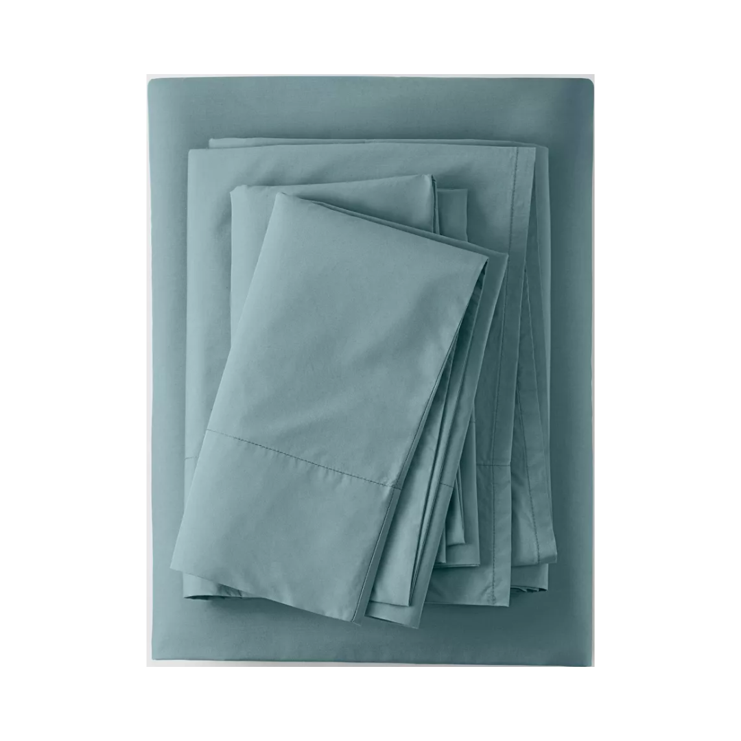 Light teal bedding set