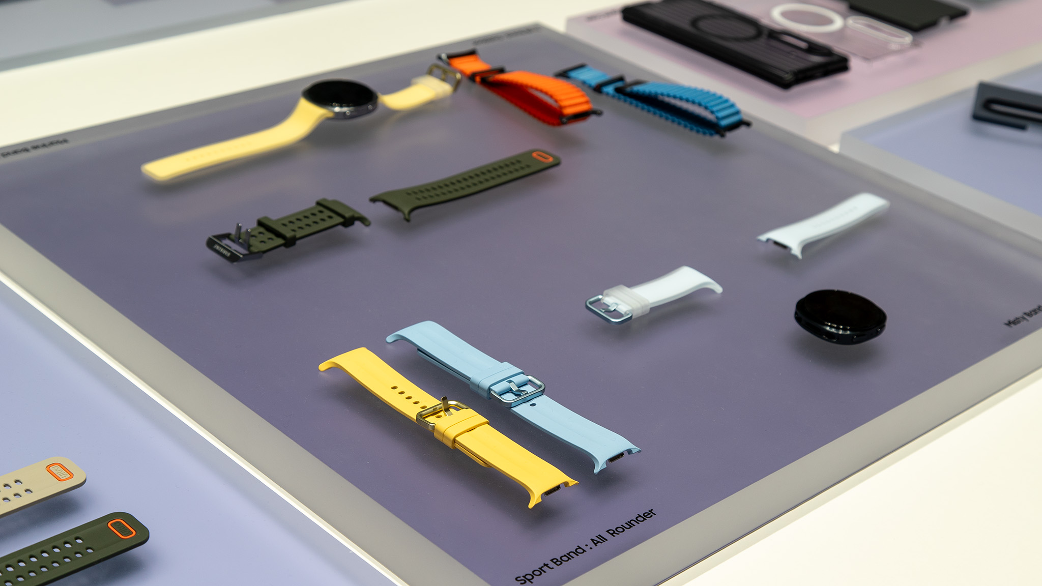 The Samsung Galaxy Watch 9 and Samsung's official bands