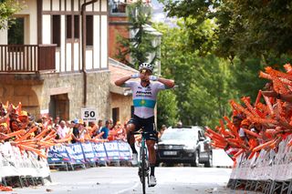 GETXO, SPAIN - JULY 30: Alexey Lutsenko of Kazakhstan and Astana Qazaqstan Team celebrates at finish line as race winner during the 78th Circuito de Getxo - Memorial Hermanos Otxoa 2023 a 193.3km one day race from Bilbao to Getxo on July 30, 2023 in Getxo, Spain. (Photo by Gonzalo Arroyo Moreno/Getty Images)