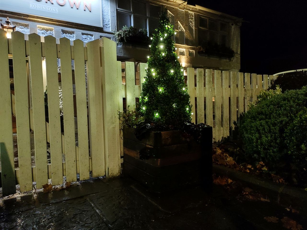 Moto G9 Plus camera sample
