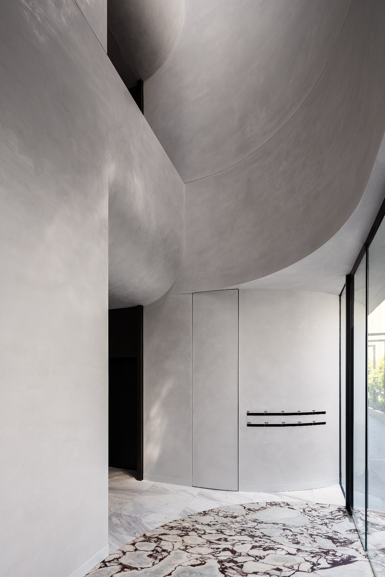 white curved wall