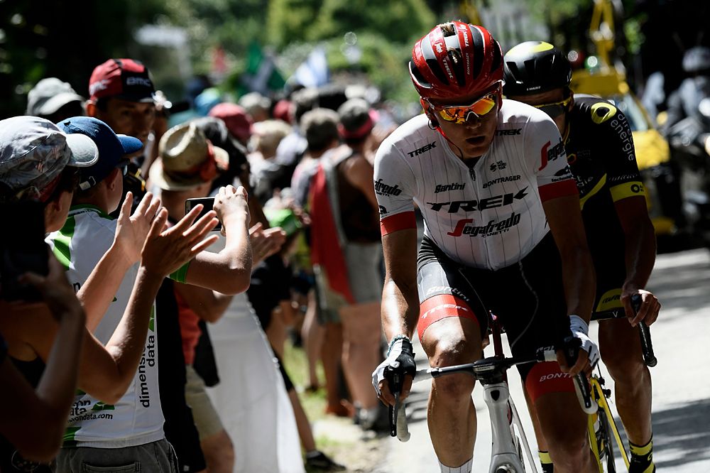 Breakaway on stage 5 with Toms Skuijns (Trek-Segafredo) and Lilian Calmejane (Direct Energie)