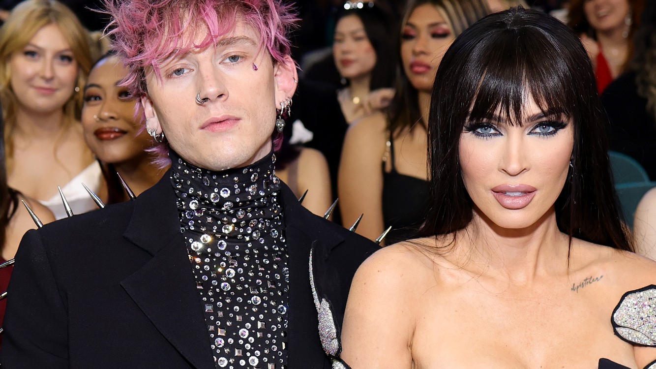 Megan Fox Texted Her Stylist That She "Cut a Hole" in Her Outfit to "Have Sex" With Machine Gun Kelly