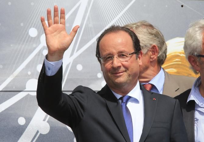 French president Fran&ccedil;ois Hollande was in attendance during stage 9 of the Tour de France and congratulated the riders who made the podium