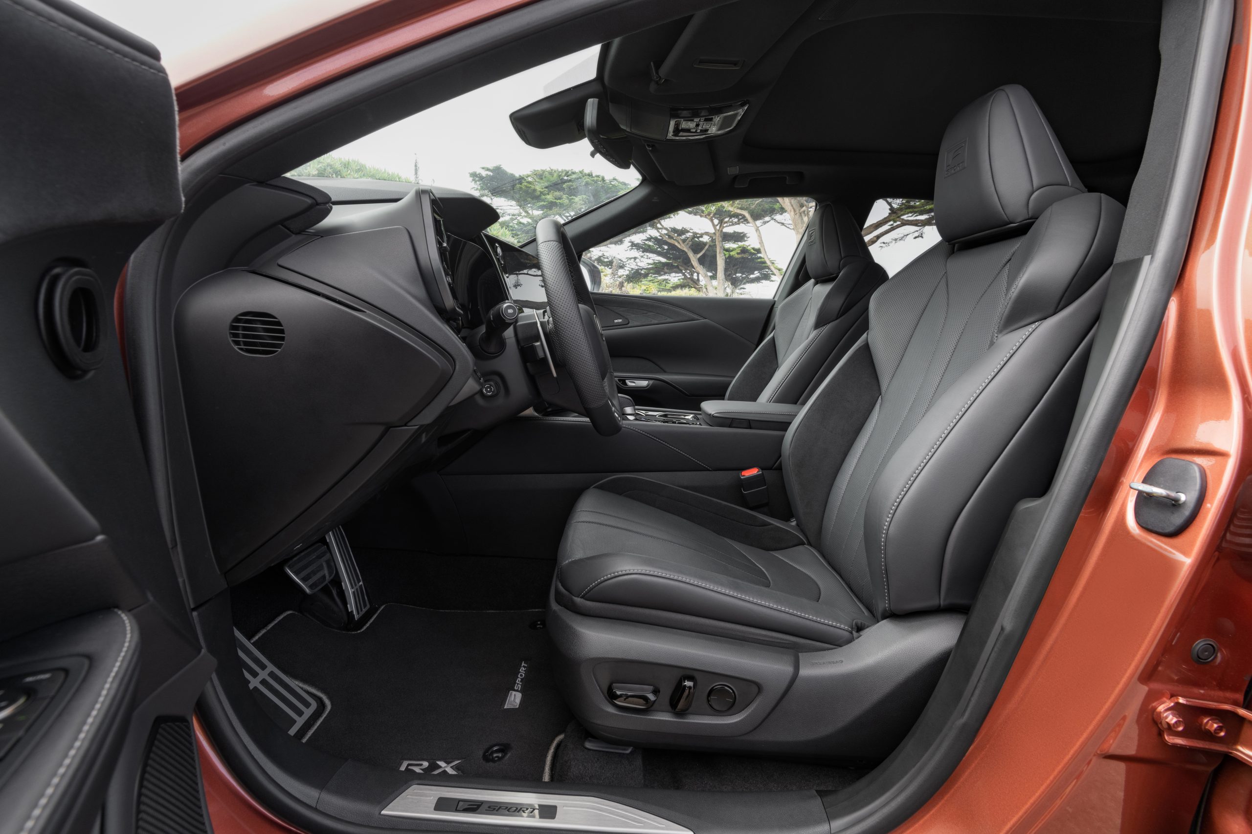 Images of the Lexus RX500H F Sport Performance