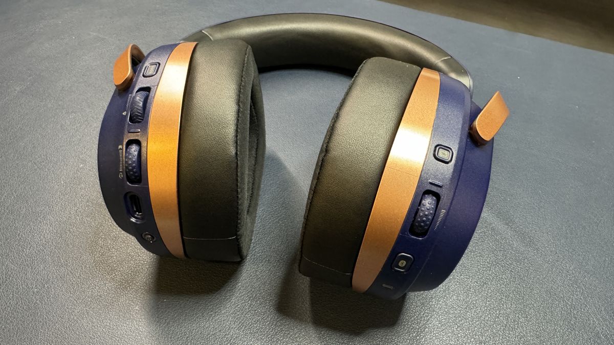 Turtle Beach Stealth 700 Gen 3 Review: Great sound, terrible
