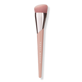 Foundation Brush 145