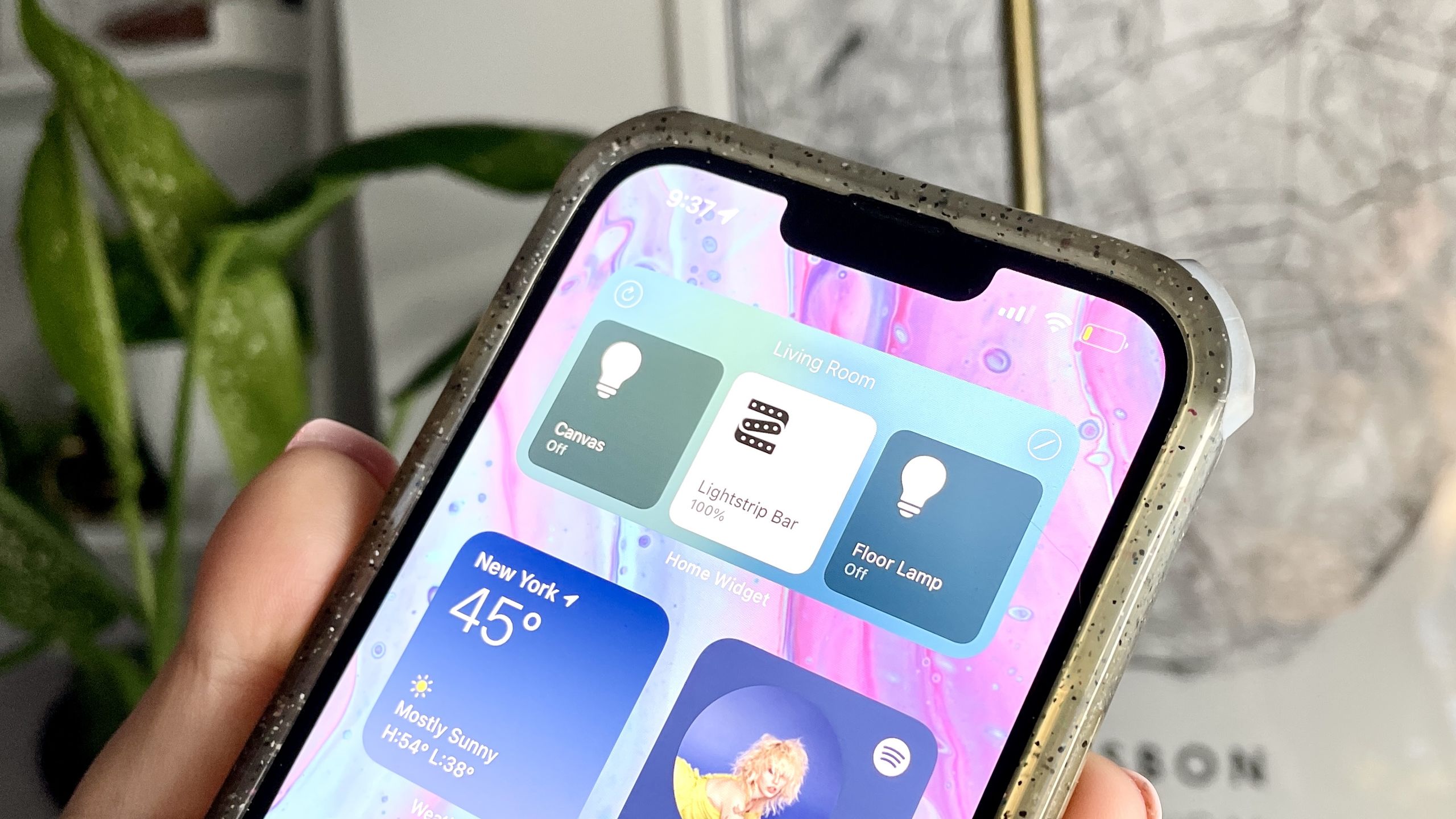 What I want to see out of Apple's iOS 17 new smart display feature ...