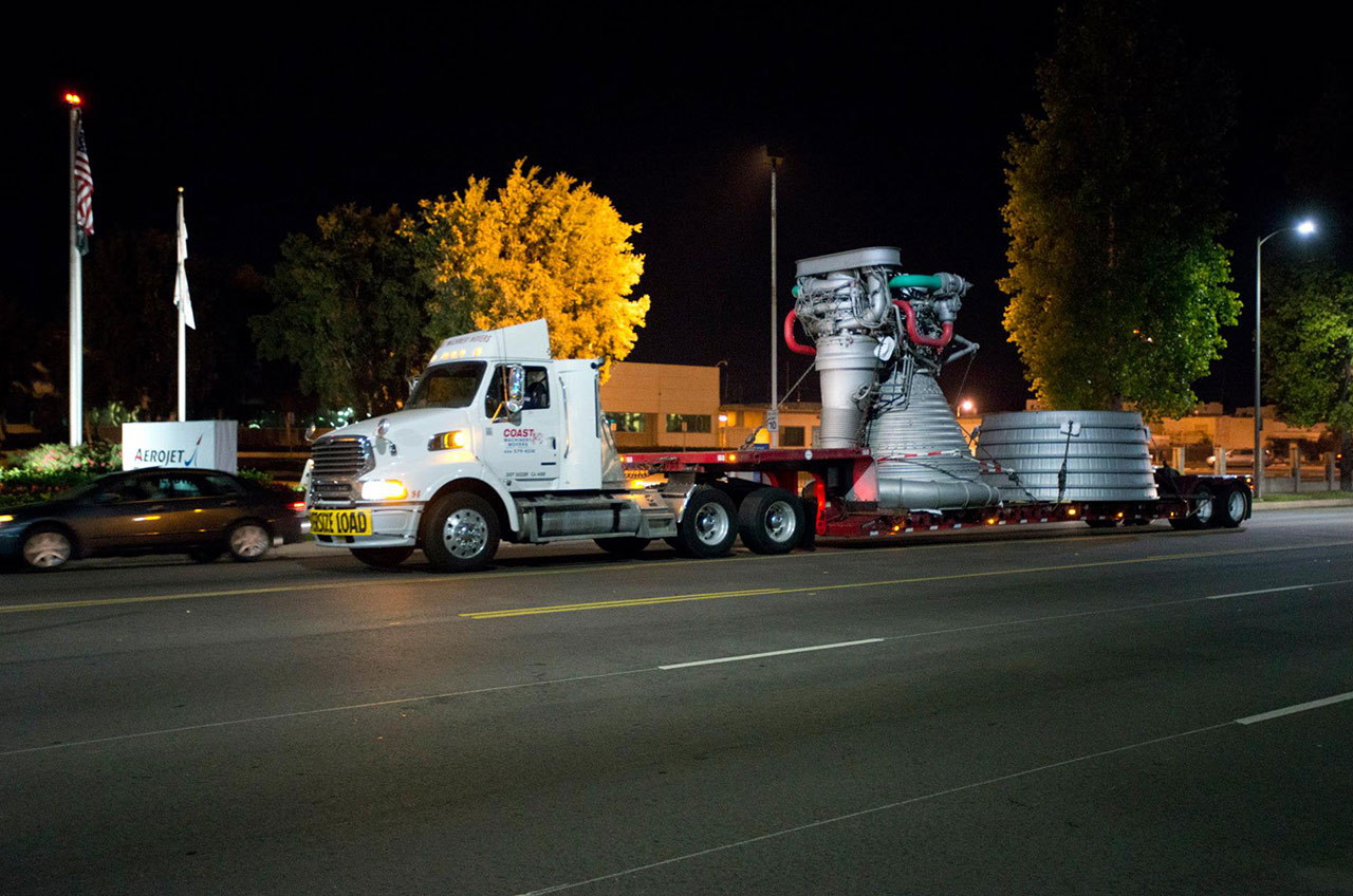 Historic Mockup of an Apollo F-1 Engine 