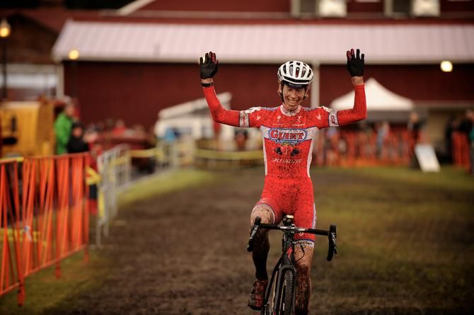 Rachel Lloyd (CALIFORNIA GIANT CYCLING) winner on the day