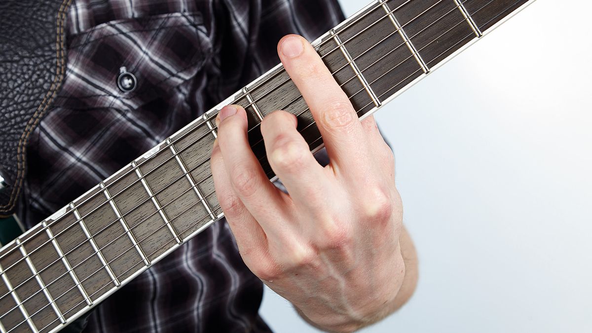 Learn 60 guitar chords in 20 minutes with this simple tutorial