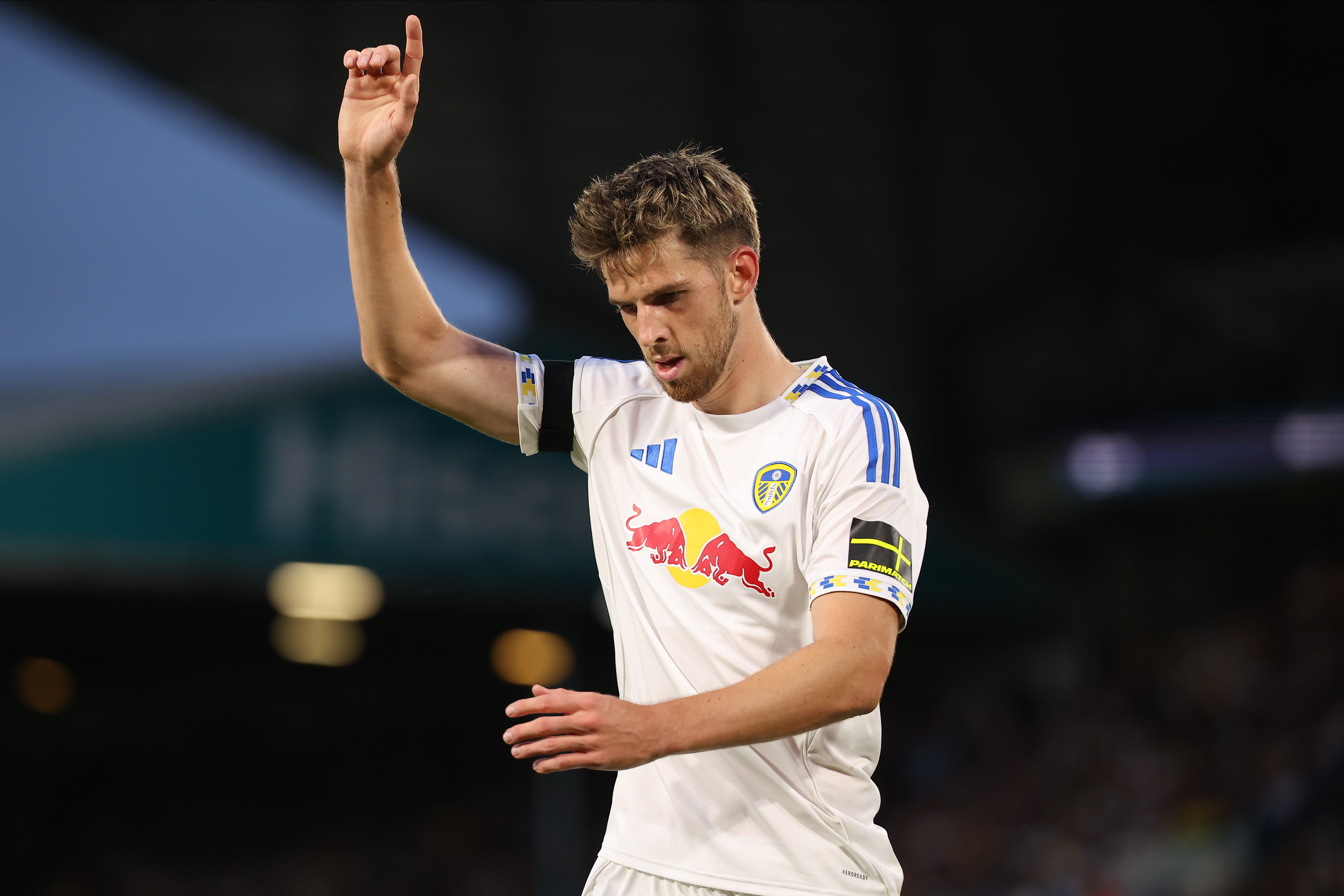 Anton Stach, Leeds