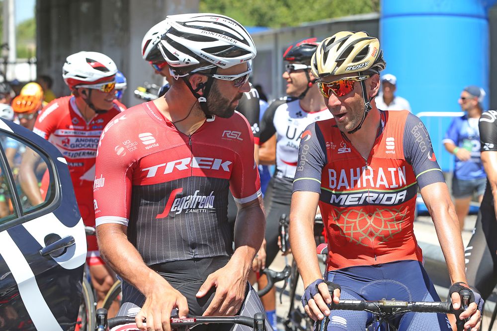 Marco Coledan (Trek - Segafredo) and Vincenzo Nibali (Bahrain - Merida)