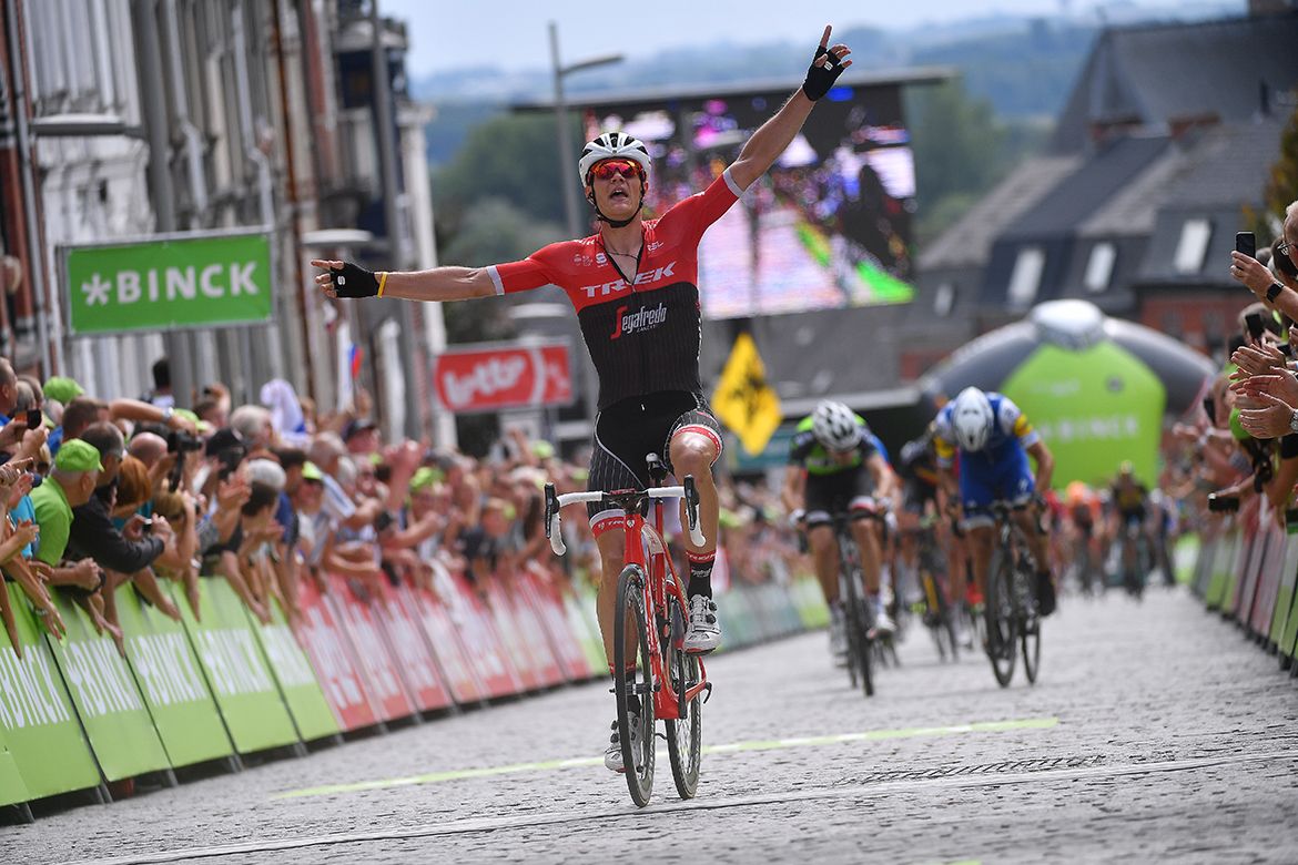 Jasper Stuyven wins the final stage of the BinckBank Tour