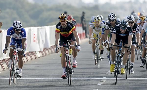 Tom Boonen (Quick Step) heads to a second stage win.